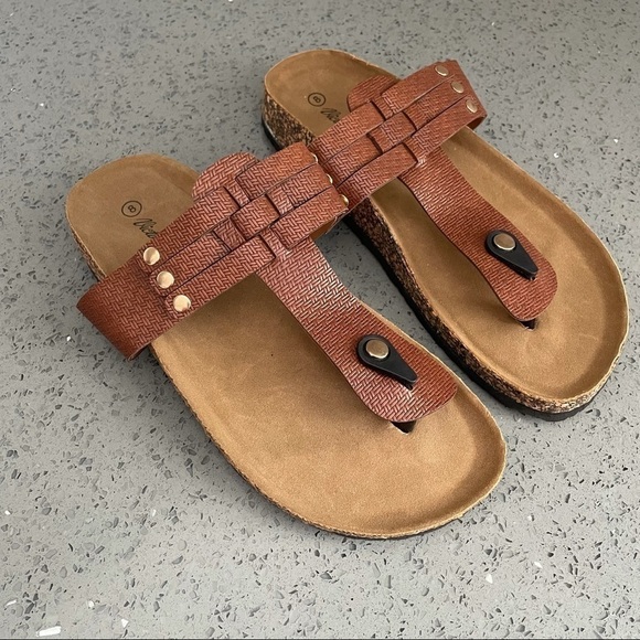 Victoria K Faux Leather Cork Thong Slide Sandal 8 - Picture 3 of 8